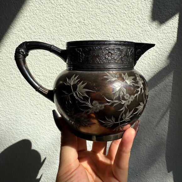 Antique James W Tufts Boston Quadruple Silver Plate Floral Engraved Creamer 1940 - Picture 9 of 15